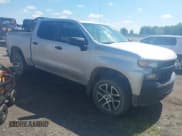 ✅ 2019 Chevrolet Silverado 1500 Custom Trail Boss • VIN: 3GCPYCEF3KG126700 • Lot: 42160575. Wystawiony na IAAI z przebiegiem 116 815 mil. Bezpłatny archiwum sprzedaży aukcyjnych z USA i szczegółowy raport historii pojazdu na DreamBid. Zdjęcie 1.