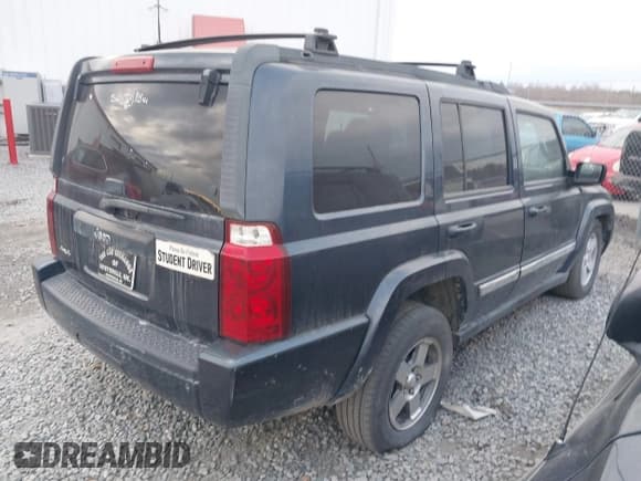 ✅ 2010 Jeep Commander Sport • VIN: 1J4RG4GK3AC157016 • Лот: 41478893. Опубликован ранее на IAAI с пробегом 112 604 миль. Бесплатный доступ к архиву аукционных продаж из США и подробный отчёт об истории автомобиля на DreamBid. Изображение 4.