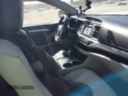 ✅ 2015 Toyota Highlander LE Plus • VIN: 5TDBKRFH0FS200113 • Lot: 43378604. Wystawiony na IAAI z przebiegiem 183 761 mil. Bezpłatny archiwum sprzedaży aukcyjnych z USA i szczegółowy raport historii pojazdu na DreamBid. Zdjęcie 5.