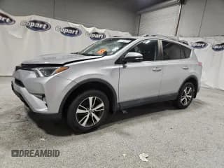 ✅ 2018 Toyota RAV4 XLE • VIN: 2T3RFREV6JW711939 • Lot: 80087645. Listed on Copart with 125,220 mi. Free auction sales archive from the USA and detailed vehicle history report at DreamBid. Image 1.