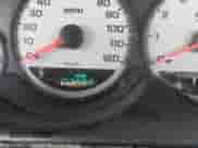 2004 Dodge Neon SXT z VIN 1B3ES56C34D546614, wystawiony jako IAAI lot #42511013 z przebiegiem 155 504 mil mil oraz . Historia ofert i sprzedaży dostępna na DreamBid. Obrazek 7.