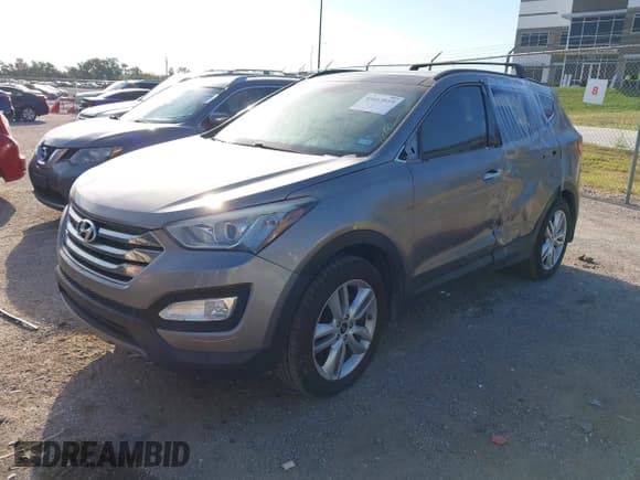 ✅ 2016 Hyundai Santa Fe • VIN: 5XYZW4LA8GG309060 • Лот: 43413819. Опубликован ранее на IAAI с пробегом 122 315 миль. Бесплатный доступ к архиву аукционных продаж из США и подробный отчёт об истории автомобиля на DreamBid. Изображение 2.