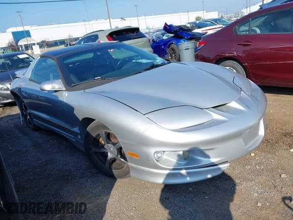 ✅ 2002 Pontiac Firebird Firebird • VIN: 2G2FS22K722133407 • Лот: 42848199. Опубликован ранее на IAAI с пробегом 100 049 миль. Бесплатный доступ к архиву аукционных продаж из США и подробный отчёт об истории автомобиля на DreamBid. Изображение 1.