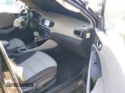 ✅ 2017 Hyundai Ioniq Blue • VIN: KMHC65LC1HU039615 • Lot: 40898673. Wystawiony na IAAI z przebiegiem 100 798 mil. Bezpłatny archiwum sprzedaży aukcyjnych z USA i szczegółowy raport historii pojazdu na DreamBid. Zdjęcie 5.