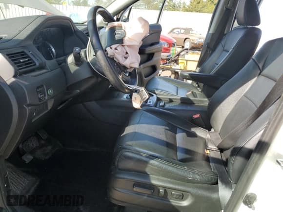 ✅ 2018 Honda Pilot EX-L • VIN: 5FNYF6H73JB063280 • Лот: 81833095. Опубликован ранее на Copart с пробегом 147 655 миль. Бесплатный доступ к архиву аукционных продаж из США и подробный отчёт об истории автомобиля на DreamBid. Изображение 7.