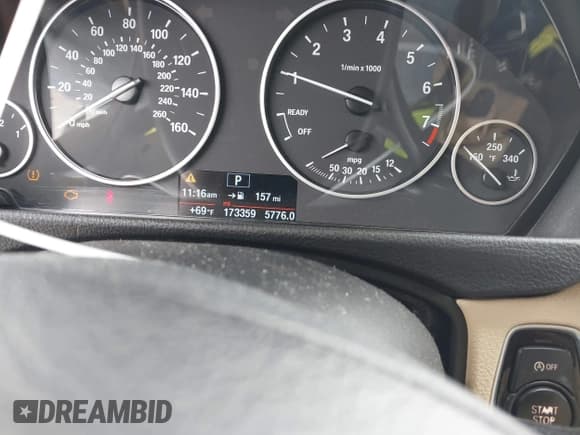 ✅ 2015 BMW 3 Series 328i • VIN: WBA3A5G59FNS87002 • Lot: 42366574. Listed on IAAI with 173,359 mi. Free auction sales archive from the USA and detailed vehicle history report at DreamBid. Image 7.