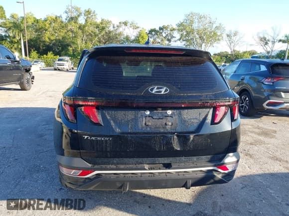 ✅ 2022 Hyundai Tucson SE • VIN: 5NMJA3AEXNH003198 • Lot: 43598931. Listed on IAAI with 56,656 mi. Free auction sales archive from the USA and detailed vehicle history report at DreamBid. Image 16.