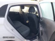 ✅ 2020 Hyundai Ioniq Blue • VIN: KMHC65LC0LU239135 • Lot: 41493510. Wystawiony na IAAI z przebiegiem Nie podano. Bezpłatny archiwum sprzedaży aukcyjnych z USA i szczegółowy raport historii pojazdu na DreamBid. Zdjęcie 8.