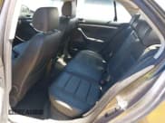 ✅ 2006 Volkswagen Jetta 2.5L • VIN: 3VWRG71K96M627407 • Лот: 42815875. Опубликован ранее на IAAI с пробегом 176 750 миль. Бесплатный доступ к архиву аукционных продаж из США и подробный отчёт об истории автомобиля на DreamBid. Изображение 8.