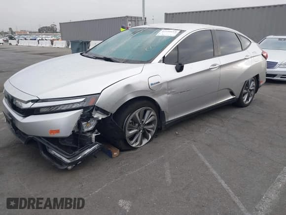 ✅ 2019 Honda Clarity Touring • VIN: JHMZC5F3XKC003310 • Lot: 43356613. Listed on IAAI with 50,006 mi. Free auction sales archive from the USA and detailed vehicle history report at DreamBid. Image 18.