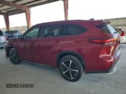 ✅ 2022 Toyota Highlander XSE • VIN: 5TDLZRAH3NS135604 • Лот: 52286615. Опубликован ранее на Copart с пробегом 38 651 миль. Бесплатный доступ к архиву аукционных продаж из США и подробный отчёт об истории автомобиля на DreamBid. Изображение 2.
