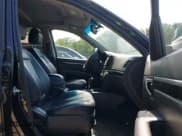 ✅ 2009 Hyundai Santa Fe Limited • VIN: 5NMSH13E99H268508 • Lot: 42760644. Listed on IAAI with 141,174 mi. Free auction sales archive from the USA and detailed vehicle history report at DreamBid. Image 5.