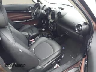 ✅ 2014 MINI Paceman S • VIN: WMWSS5C56EWN49680 • Lot: 43774570. Wystawiony na IAAI z przebiegiem 93 376 mil. Bezpłatny archiwum sprzedaży aukcyjnych z USA i szczegółowy raport historii pojazdu na DreamBid. Zdjęcie 5.