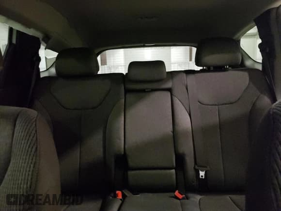 ✅ 2019 Hyundai Santa Fe SEL • VIN: 5NMS3CAD1KH024250 • Lot: 54616614. Wystawiony na Copart z przebiegiem 45 598 mil. Bezpłatny archiwum sprzedaży aukcyjnych z USA i szczegółowy raport historii pojazdu na DreamBid. Zdjęcie 10.