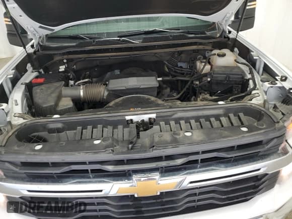 ✅ 2024 Chevrolet Silverado 2500HD LT • VIN: 1GC5YNE73RF113100 • Lot: 81157164. Listed on Copart with 35,752 mi. Free auction sales archive from the USA and detailed vehicle history report at DreamBid. Image 11.