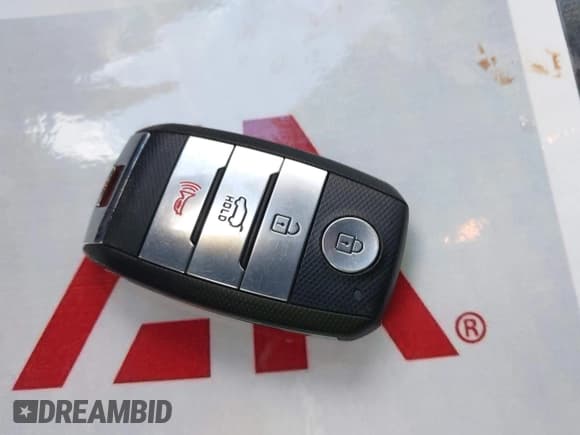 ✅ 2017 Kia Sorento EX • VIN: 5XYPH4A55HG320767 • Лот: 42963326. Опубликован ранее на IAAI с пробегом 118 201 миль. Бесплатный доступ к архиву аукционных продаж из США и подробный отчёт об истории автомобиля на DreamBid. Изображение 11.