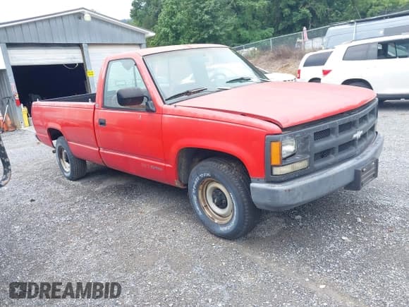✅ 1993 Chevrolet Silverado 1500 Work Truck • VIN: 1GCEC14Z4PE121106 • Lot: 42914292. Listed on IAAI with 133,939 mi. Free auction sales archive from the USA and detailed vehicle history report at DreamBid. Image 1.