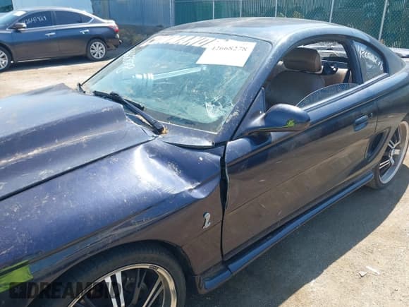 ✅ 1995 Ford Mustang • VIN: 1FALP42D4SF210591 • Lot: 42668278. Listed on IAAI with Not provided. Free auction sales archive from the USA and detailed vehicle history report at DreamBid. Image 6.