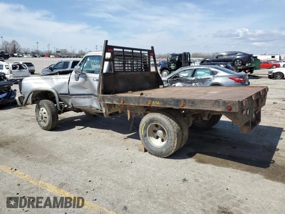 ✅ 1992 Dodge D/W 250 • VIN: 1B7KM26C0NS501198 • Lot: 50317475. Listed on Copart with 269,473 mi. Free auction sales archive from the USA and detailed vehicle history report at DreamBid. Image 2.