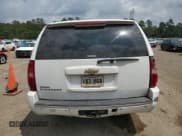 ✅ 2009 Chevrolet Suburban LTZ • VIN: 1GNFC36J49R174141 • Lot: 53487975. Wystawiony na Copart z przebiegiem 228 242 mil. Bezpłatny archiwum sprzedaży aukcyjnych z USA i szczegółowy raport historii pojazdu na DreamBid. Zdjęcie 6.