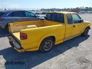 ✅ 2003 Chevrolet S-10 LS • VIN: 1GCCS19X038250518 • Лот: 41874544. Опубликован ранее на IAAI с пробегом Не указан. Бесплатный доступ к архиву аукционных продаж из США и подробный отчёт об истории автомобиля на DreamBid. Изображение 4.
