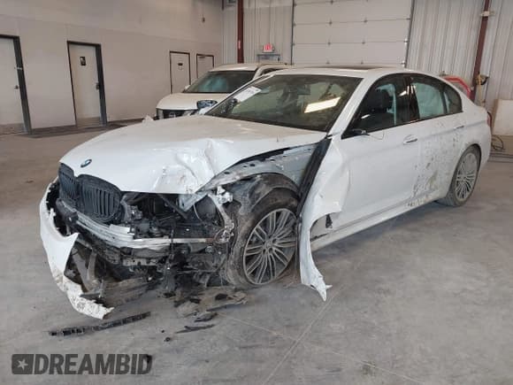 ✅ 2018 BMW 5 Series 540i xDrive • VIN: WBAJE7C50JG891791 • Lot: 42365265. Listed on IAAI with 54,896 mi. Free auction sales archive from the USA and detailed vehicle history report at DreamBid. Image 17.