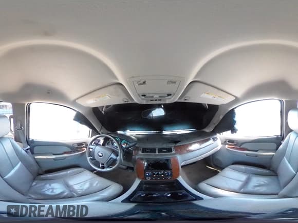 ✅ 2007 Chevrolet Silverado 2500HD LTZ • VIN: 1GCHK23697F567551 • Lot: 91667565. Wystawiony na Copart z przebiegiem 145 983 mil. Bezpłatny archiwum sprzedaży aukcyjnych z USA i szczegółowy raport historii pojazdu na DreamBid. Zdjęcie 14.