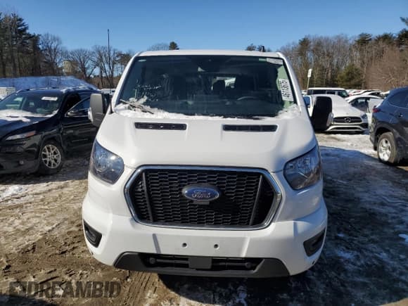 ✅ 2024 Ford Transit Passenger XL • VIN: 1FBAX2YG7RKA10866 • Lot: 46113675. Listed on Copart with 23,189 mi. Free auction sales archive from the USA and detailed vehicle history report at DreamBid. Image 5.