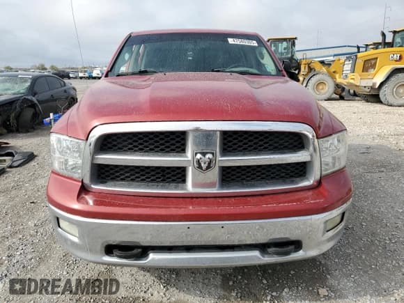 ✅ 2010 Dodge 1500 SLT • VIN: 1D7RB1CT1AS196555 • Lot: 47580305. Wystawiony na Copart z przebiegiem 201 771 mil. Bezpłatny archiwum sprzedaży aukcyjnych z USA i szczegółowy raport historii pojazdu na DreamBid. Zdjęcie 5.