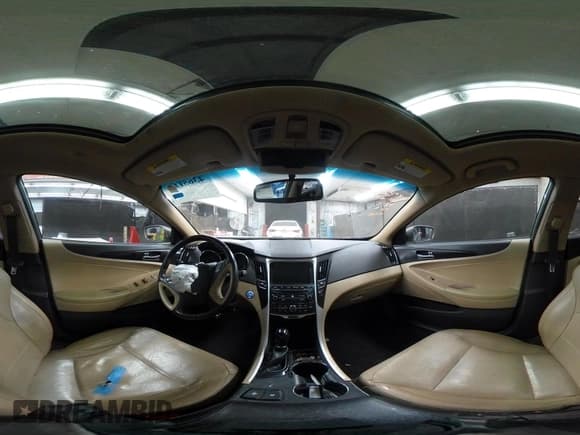 ✅ 2014 Hyundai Sonata SE • VIN: 5NPEC4AC9EH905666 • Лот: 43651191. Опубликован ранее на IAAI с пробегом 116 879 миль. Бесплатный доступ к архиву аукционных продаж из США и подробный отчёт об истории автомобиля на DreamBid. Изображение 18.