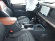 ✅ 2024 Ford Bronco Wildtrak • VIN: 1FMEE2BP0RLA94255 • Lot: 42316391. Listed on IAAI with 7,678 mi. Free auction sales archive from the USA and detailed vehicle history report at DreamBid. Image 5.