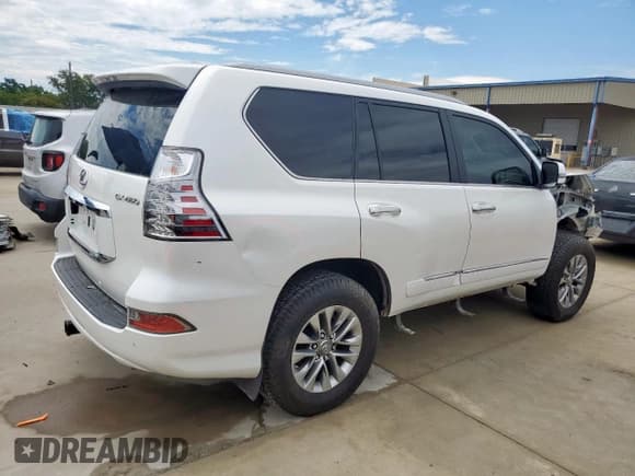 ✅ 2016 Lexus GX 460 Luxury • VIN: JTJJM7FX7G5143060 • Lot: 68719925. Wystawiony na Copart z przebiegiem 139 222 mil. Bezpłatny archiwum sprzedaży aukcyjnych z USA i szczegółowy raport historii pojazdu na DreamBid. Zdjęcie 3.