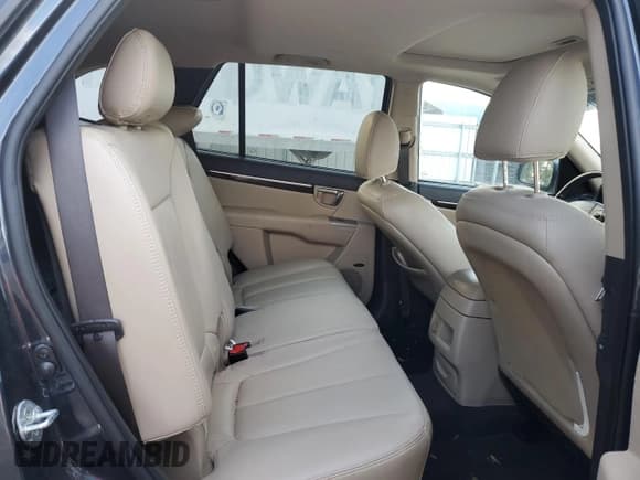 ✅ 2012 Hyundai Santa Fe Limited • VIN: 5XYZK4AG3CG151997 • Lot: 37050674. Listed on Copart with 150,329 mi. Free auction sales archive from the USA and detailed vehicle history report at DreamBid. Image 11.