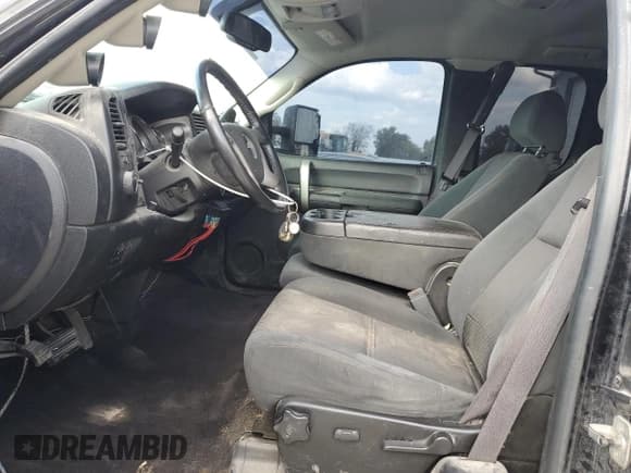 ✅ 2009 Chevrolet Silverado 2500HD LT • VIN: 1GCHK59669E148770 • Lot: 86714845. Wystawiony na Copart z przebiegiem 248 031 mil. Bezpłatny archiwum sprzedaży aukcyjnych z USA i szczegółowy raport historii pojazdu na DreamBid. Zdjęcie 7.