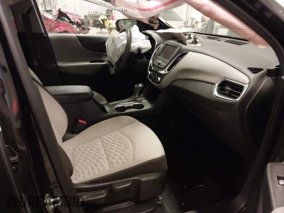 ✅ 2021 Chevrolet Equinox LS • VIN: 3GNAX5EV2MS142857 • Lot: 43568257. Listed on IAAI with 103,905 mi. Free auction sales archive from the USA and detailed vehicle history report at DreamBid. Image 5.