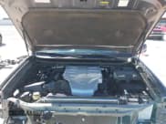 ✅ 2023 Lexus GX 460 Premium • VIN: JTJAM7BX5P5365232 • Lot: 43560466. Wystawiony na IAAI z przebiegiem 31 699 mil. Bezpłatny archiwum sprzedaży aukcyjnych z USA i szczegółowy raport historii pojazdu na DreamBid. Zdjęcie 10.