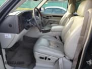 ✅ 2005 Cadillac Escalade ESV • VIN: 3GYFK66N95G222219 • Lot: 90090105. Wystawiony na Copart z przebiegiem 132 692 mil. Bezpłatny archiwum sprzedaży aukcyjnych z USA i szczegółowy raport historii pojazdu na DreamBid. Zdjęcie 7.