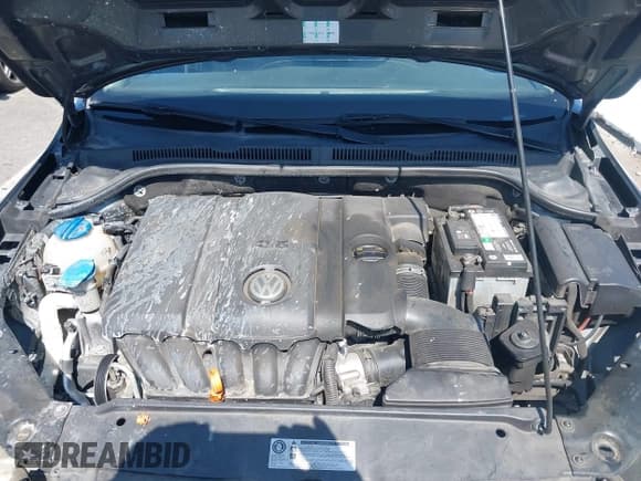 ✅ 2011 Volkswagen Jetta SE • VIN: 3VWDZ7AJ4BM389150 • Lot: 42725639. Listed on IAAI with 101,271 mi. Free auction sales archive from the USA and detailed vehicle history report at DreamBid. Image 10.