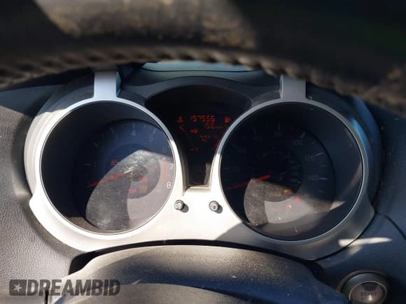 ✅ 2014 Nissan Juke S • VIN: JN8AF5MR1ET450940 • Lot: 38801607. Listed on IAAI with 157,565 mi. Free auction sales archive from the USA and detailed vehicle history report at DreamBid. Image 7.