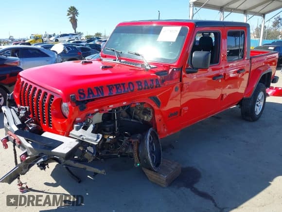 ✅ 2022 Jeep Gladiator Willys Sport • VIN: 1C6HJTAG0NL180848 • Lot: 41778129. Wystawiony na IAAI z przebiegiem Nie podano. Bezpłatny archiwum sprzedaży aukcyjnych z USA i szczegółowy raport historii pojazdu na DreamBid. Zdjęcie 2.