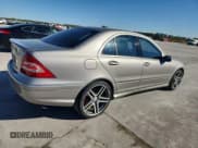 ✅ 2005 Mercedes-Benz C 230 Kompressor • VIN: WDBRF40JX5F640354 • Лот: 89442675. Опубликован ранее на Copart с пробегом 179 803 миль. Бесплатный доступ к архиву аукционных продаж из США и подробный отчёт об истории автомобиля на DreamBid. Изображение 3.
