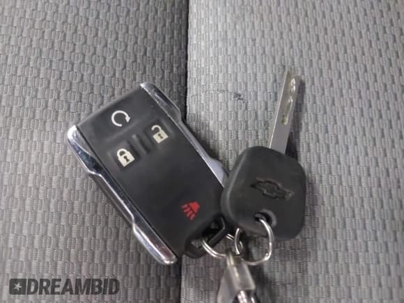 ✅ 2018 Chevrolet Colorado 4WD Work Truck • VIN: 1GCHTBEN1J1215165 • Lot: 43143598. Listed on IAAI with 185,503 mi. Free auction sales archive from the USA and detailed vehicle history report at DreamBid. Image 11.