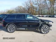 ✅ 2020 Lincoln Corsair Reserve • VIN: 5LMCJ2D91LUL31268 • Lot: 43628361. Listed on IAAI with 43,687 mi. Free auction sales archive from the USA and detailed vehicle history report at DreamBid. Image 14.