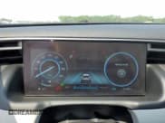 ✅ 2022 Hyundai Tucson SEL Convenience • VIN: KM8JFCA14NU029816 • Lot: 53942383. Wystawiony na Copart z przebiegiem 21 200 mil. Bezpłatny archiwum sprzedaży aukcyjnych z USA i szczegółowy raport historii pojazdu na DreamBid. Zdjęcie 9.