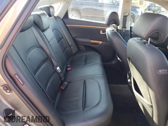 ✅ 2006 Hyundai Azera SE • VIN: KMHFC46F56A101134 • Lot: 90984975. Wystawiony na Copart z przebiegiem 91 697 mil. Bezpłatny archiwum sprzedaży aukcyjnych z USA i szczegółowy raport historii pojazdu na DreamBid. Zdjęcie 10.