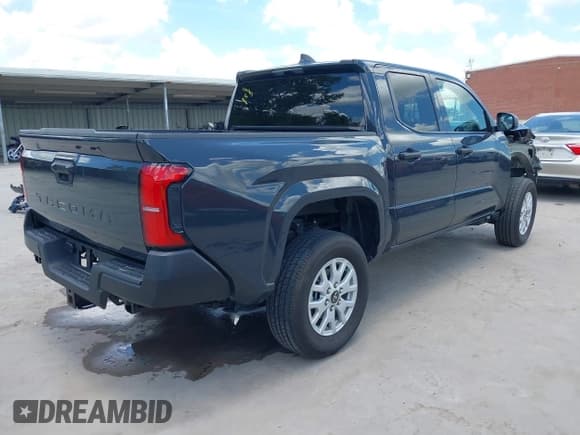 ✅ 2025 Toyota Tacoma SR • VIN: 3TYKD5HN5ST021344 • Lot: 42568643. Wystawiony na IAAI z przebiegiem 5 567 mil. Bezpłatny archiwum sprzedaży aukcyjnych z USA i szczegółowy raport historii pojazdu na DreamBid. Zdjęcie 4.