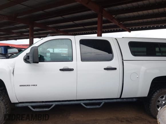 ✅ 2013 Chevrolet Silverado 2500HD LT • VIN: 1GC1KXCG3DF155614 • Лот: 43762478. Опубликован ранее на IAAI с пробегом 100 627 миль. Бесплатный доступ к архиву аукционных продаж из США и подробный отчёт об истории автомобиля на DreamBid. Изображение 15.