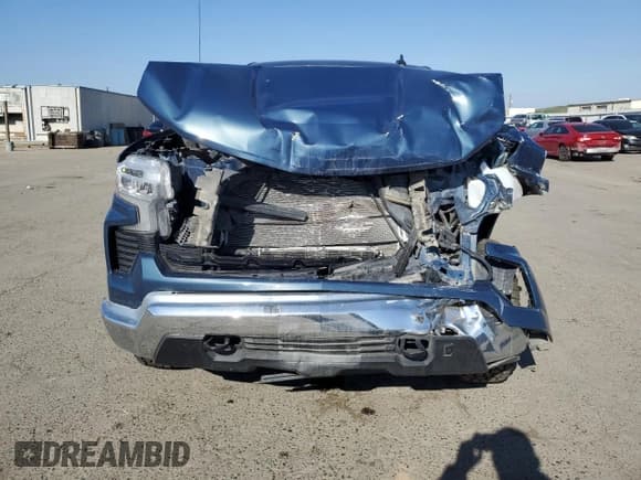 ✅ 2024 Chevrolet Silverado 1500 • VIN: 1GCRACE83RZ366886 • Лот: 42743435. Опубликован ранее на Copart с пробегом Не указан. Бесплатный доступ к архиву аукционных продаж из США и подробный отчёт об истории автомобиля на DreamBid. Изображение 5.