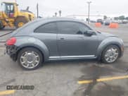 ✅ 2013 Volkswagen Beetle 2.5L • VIN: 3VWJP7AT6DM667477 • Lot: 42215545. Wystawiony na IAAI z przebiegiem 87 392 mil. Bezpłatny archiwum sprzedaży aukcyjnych z USA i szczegółowy raport historii pojazdu na DreamBid. Zdjęcie 13.