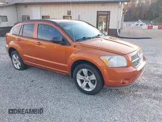 ✅ 2011 Dodge Caliber Mainstreet • VIN: 1B3CB3HA2BD254375 • Лот: 43612267. Опубликован ранее на IAAI с пробегом 136 730 миль. Бесплатный доступ к архиву аукционных продаж из США и подробный отчёт об истории автомобиля на DreamBid. Изображение 1.